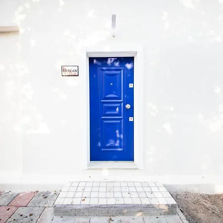 Villa Colorful Villa Close To The Shore With A Pleasant Backyard And Terrace In Bodrum