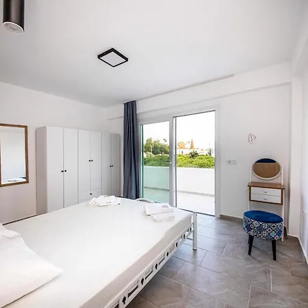 Villa Colorful Villa Close To The Shore With A Pleasant Backyard And Terrace In Bodrum Bitez