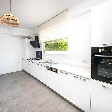 Villa Colorful Villa Close To The Shore With A Pleasant Backyard And Terrace In Bodrum Bitez